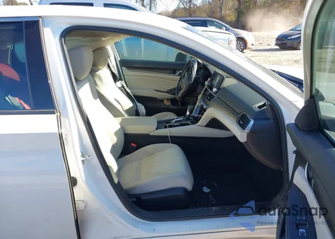 2020 Honda Accord Ex из США, поврежденный, VIN 1HGCV1F47LA031924